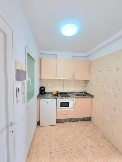 Suecia Loto Apartman Los Cristianos  Kültér fotó